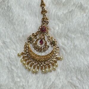Elegant Gold and Pearl Women's mang tika